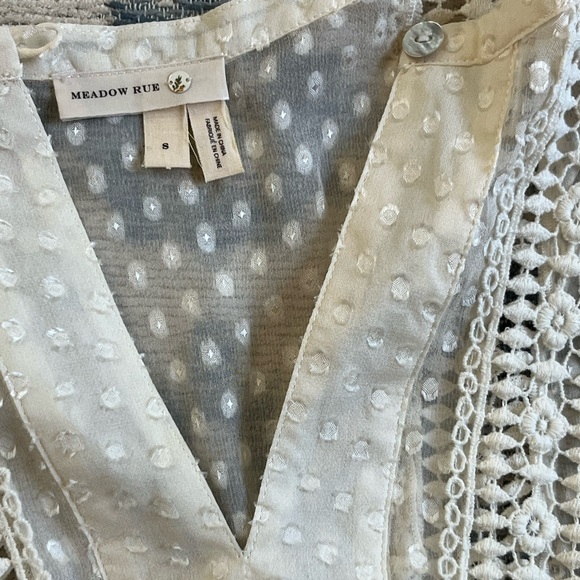 Meadow rue white translucent top size s - Picture 4 of 4